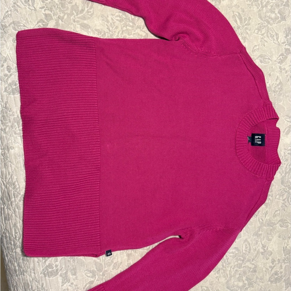 GAP Women's Fuchsia Crew Neck Sweater